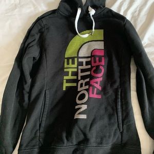 black north face hoodie
